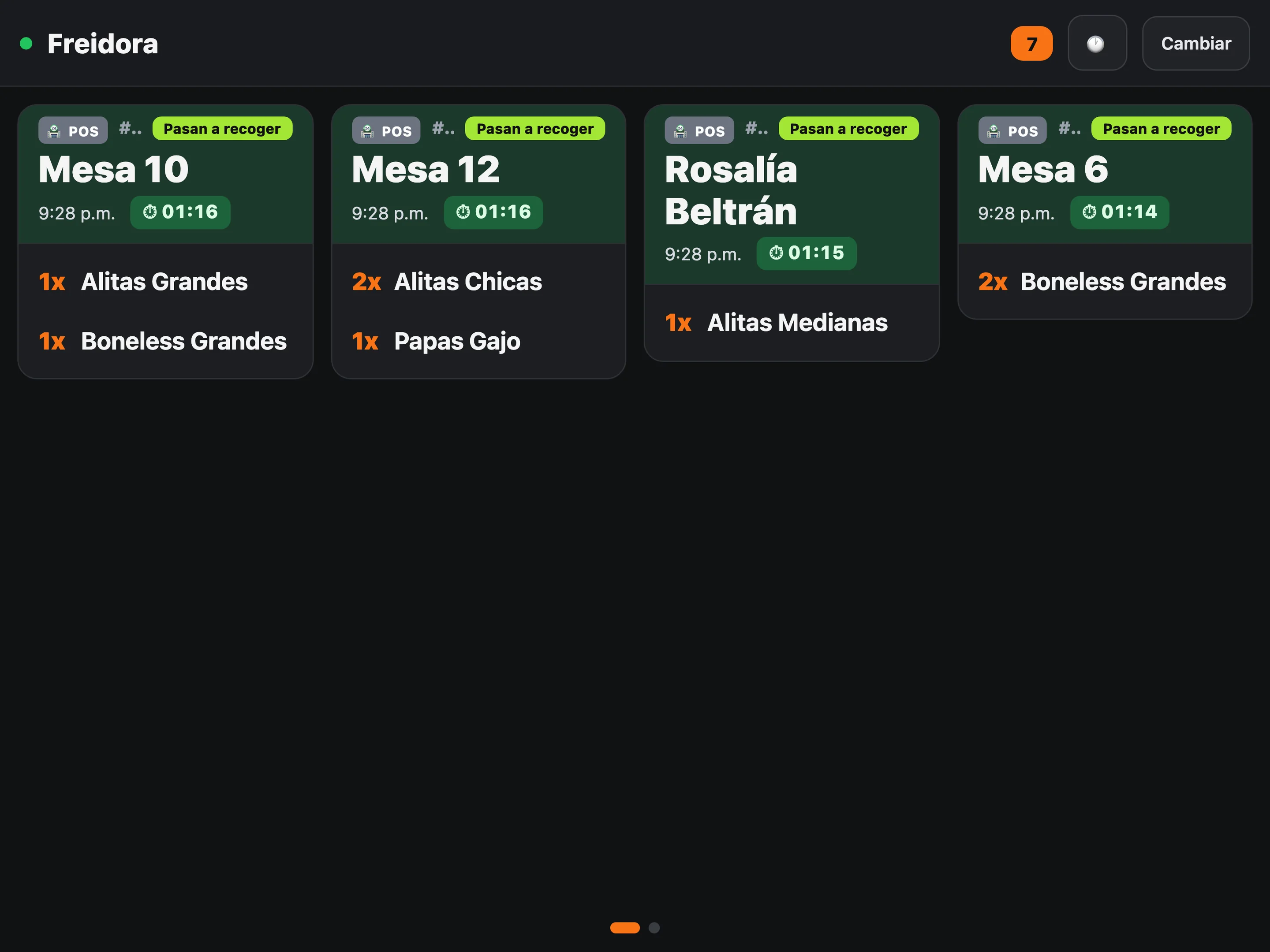 Pantalla de la estación Freidora con varios pedidos en cola